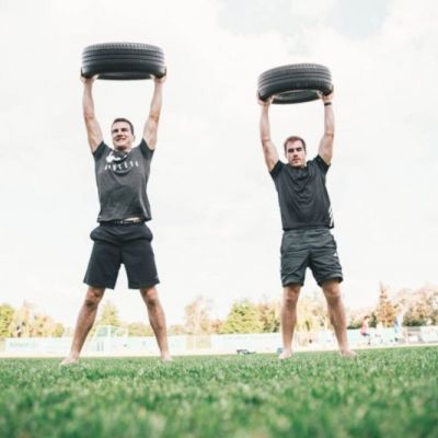 In deinem Fitnessstudio in Kornwestheim warten über 40 tolle Fitness Kurse auf dich - Outdoor Athletik Kurse