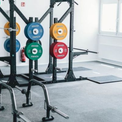 Im Crossfit Athletik Bereich in deinem Fitnessstudio in Kornwestheim findest du Geräte von Concept2 & eine Frei- und Langhantel-Ausstattung von Eleiko - 3