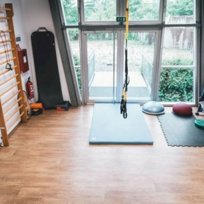 Mach dich fit im funktionellen Fitnessbereich in deinem Fitnessstudio in Kornwestheim - 2