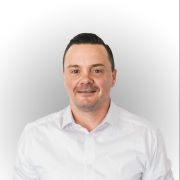 FirmenFitness Trainer Max Kleb