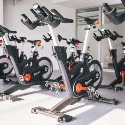 In deinem Fitnessstudio in Kornwestheim warten über 40 tolle Fitness Kurse auf dich - Cycling Kurse